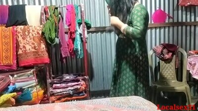 Chị Dâu Có Bầu Nhờ Em Chồng Xoa Bụng